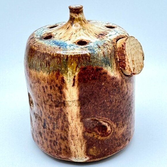 Art Studio Pottery Salt Shaker Cork Stopper Signed By Artist D. Lewis Handmade - Picture 7 of 9